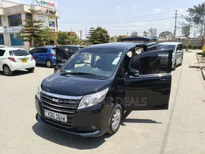 Toyota Noah 2018 Black