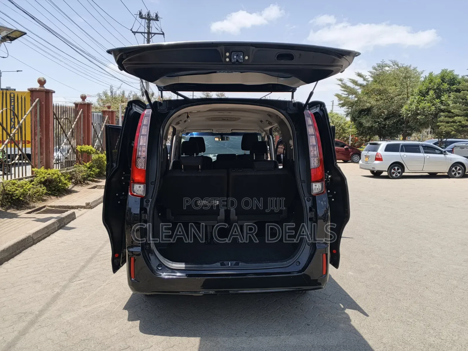 Toyota Noah 2018 Black