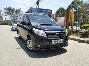 Toyota Noah 2018 Black