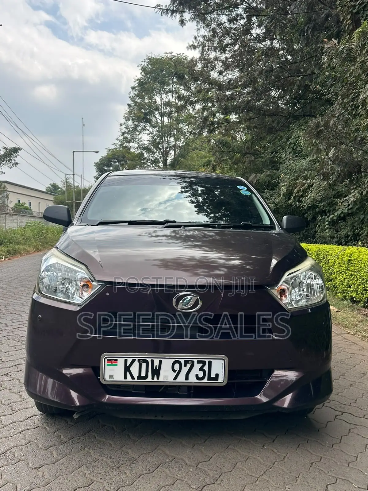 Daihatsu Mira 2018 Maroon