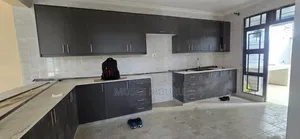 5bdrm Maisonette in Varsity Estate, Kamakis for rent