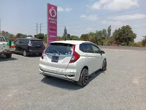 Honda Fit 2018 White