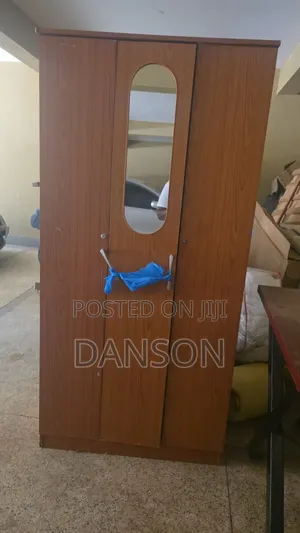 Clothes Wardrobe