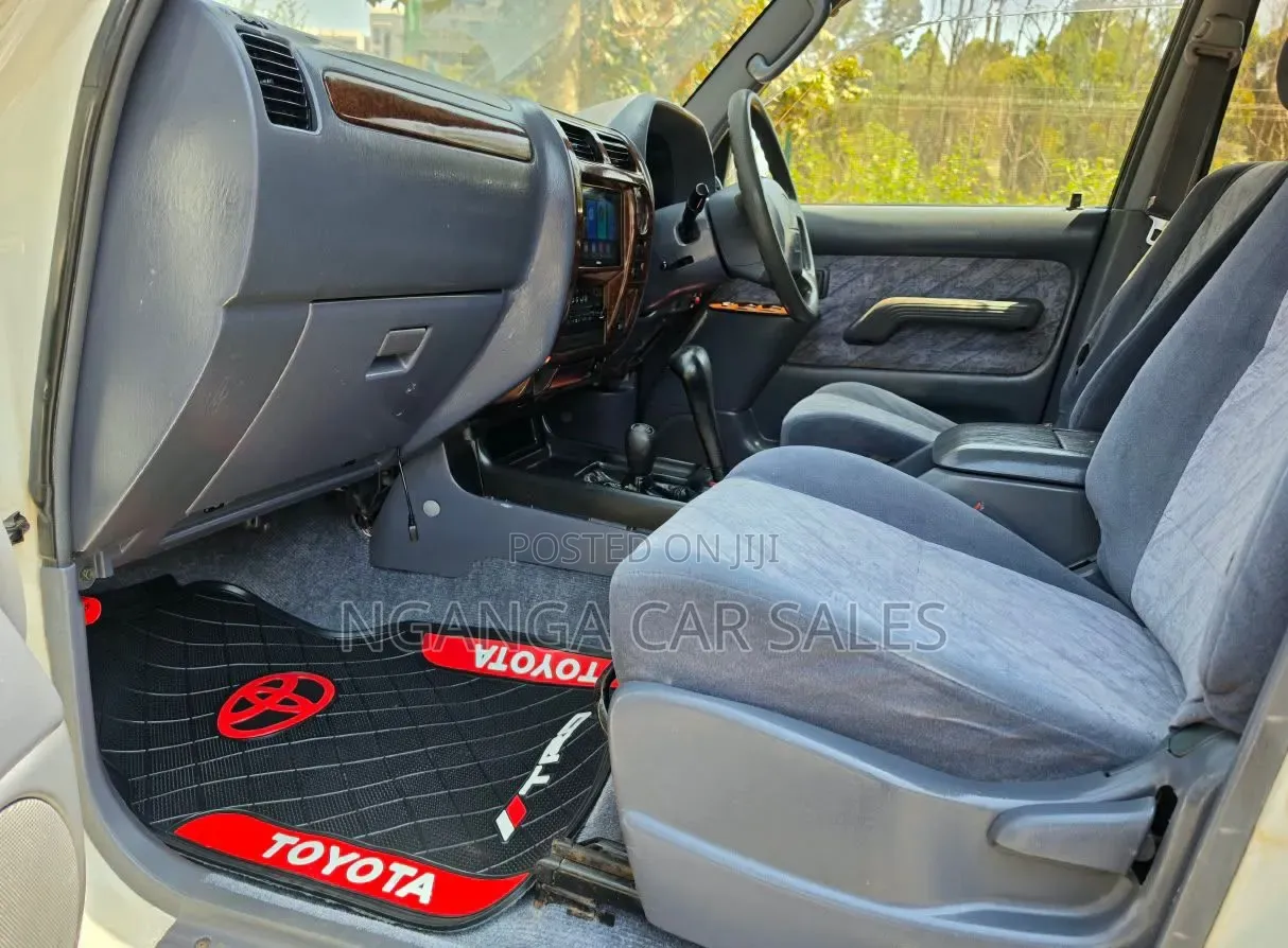 Toyota Land Cruiser Prado 1998 Gray