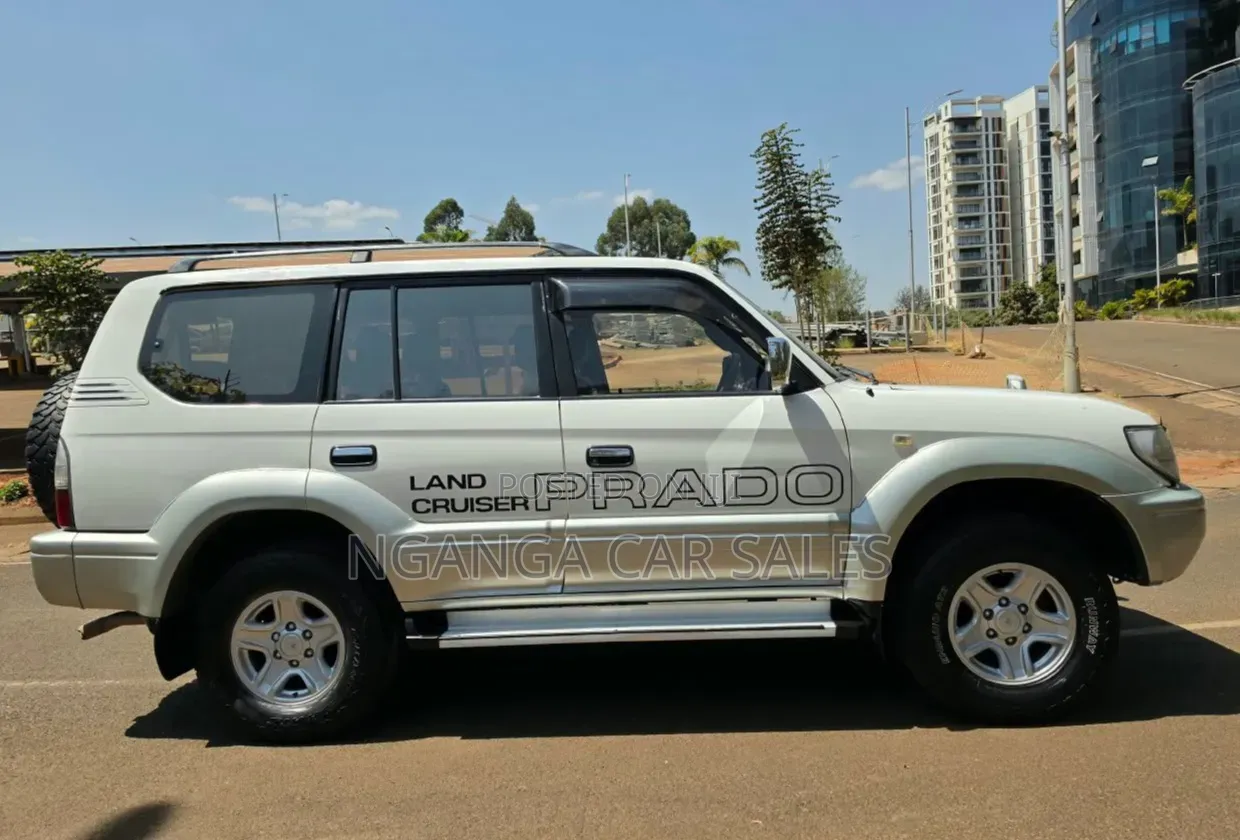 Toyota Land Cruiser Prado 1998 Gray