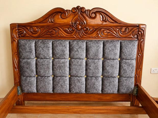 Elegant 5×6 Hardwood Bed – Strong & Stylish