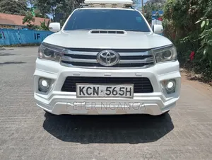 Toyota Hilux 2011 Off white