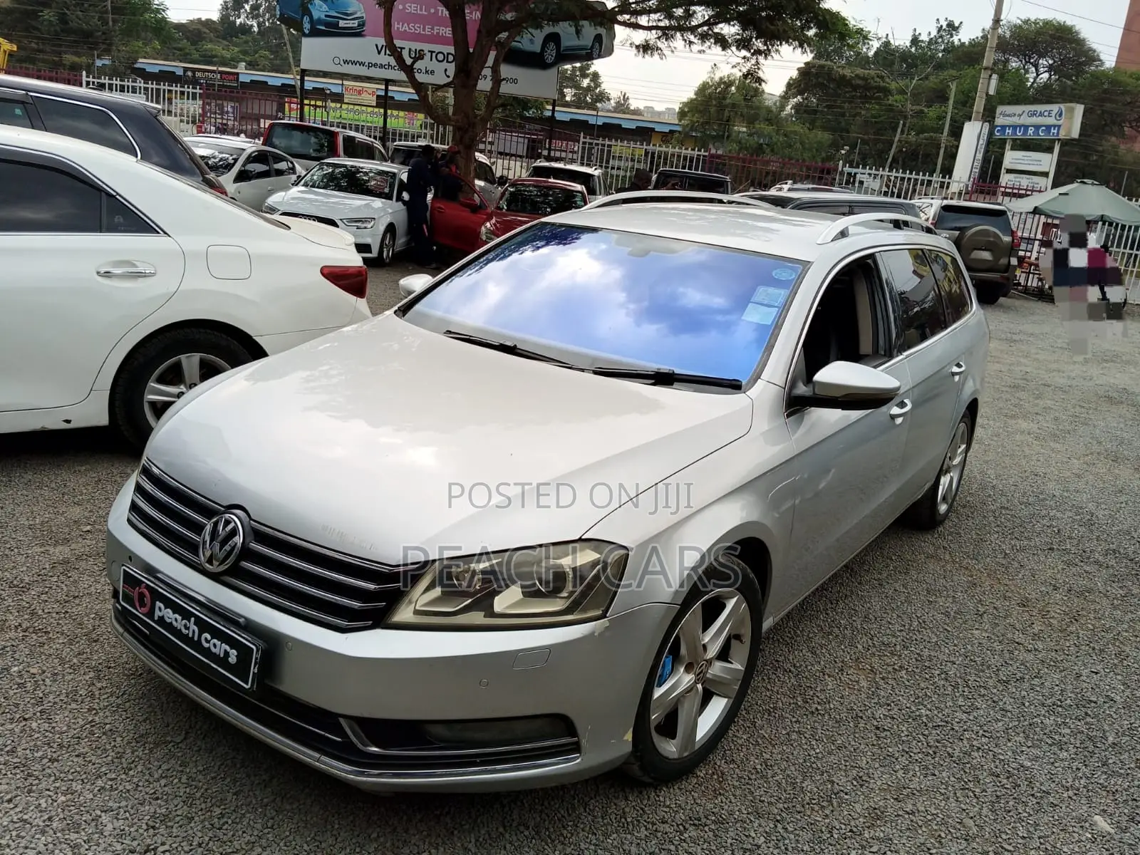Volkswagen Passat 2011 Silver