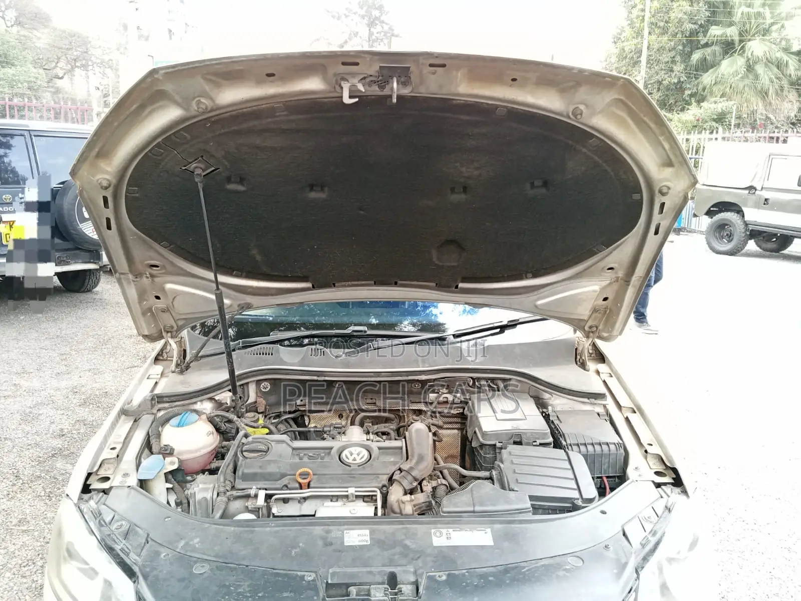 Volkswagen Passat 2011 Silver
