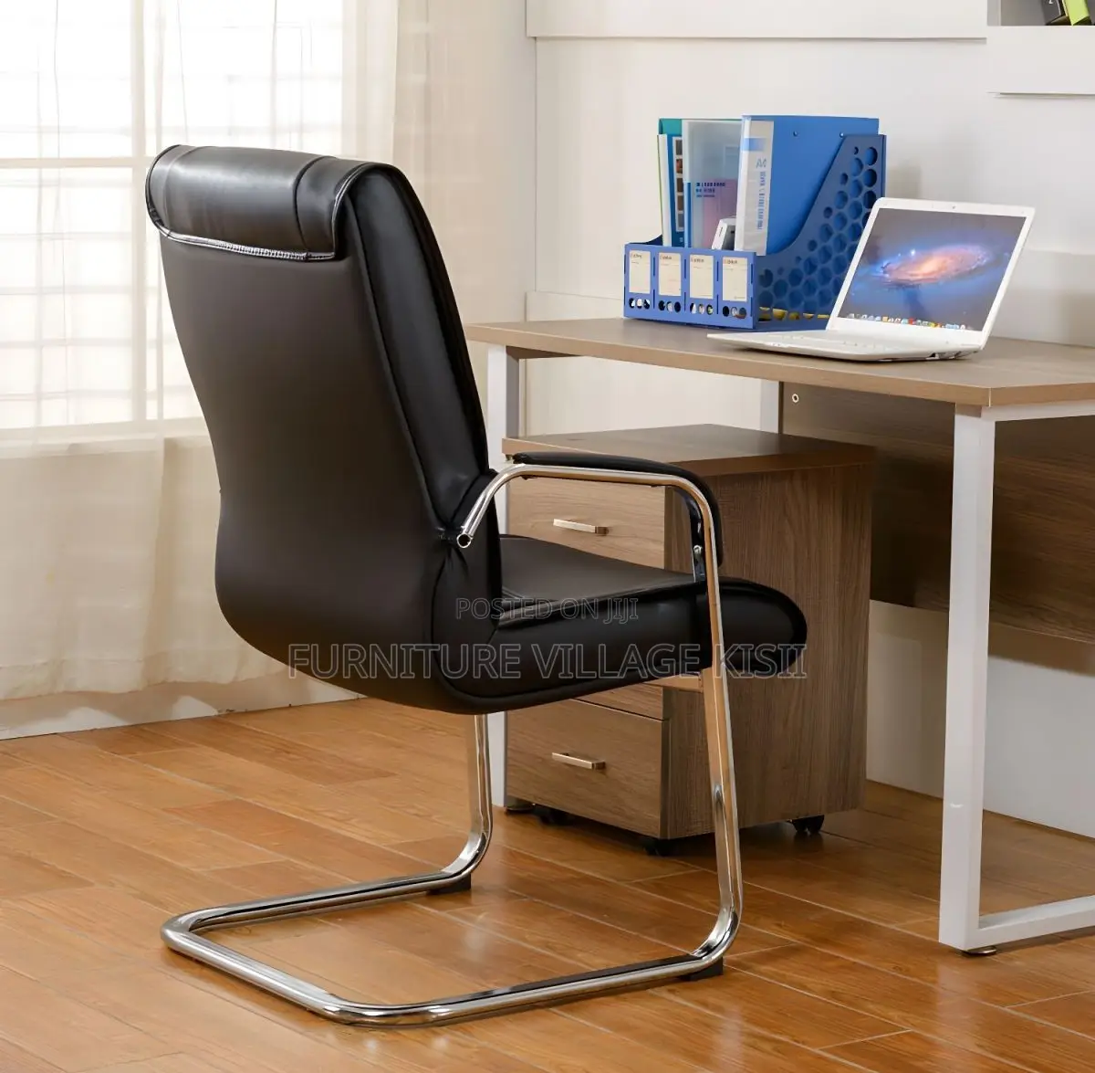 Office Chair; Black High Back Executive Visitors Seat.