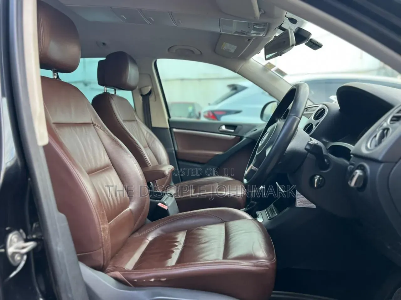 Volkswagen Tiguan 2012 Black