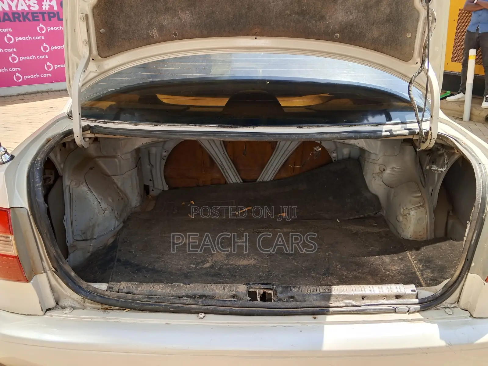 Toyota Corolla 2000 Beige