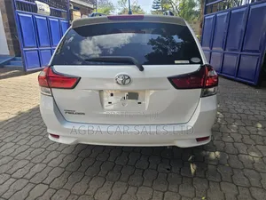 Toyota Corolla Fielder 2019 White