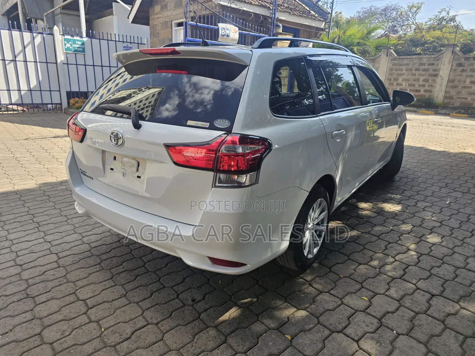 Toyota Corolla Fielder 2019 White