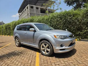 Mitsubishi Outlander 2010 Silver