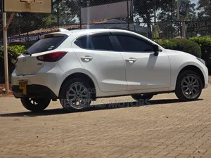 Mazda Demio 2018 White