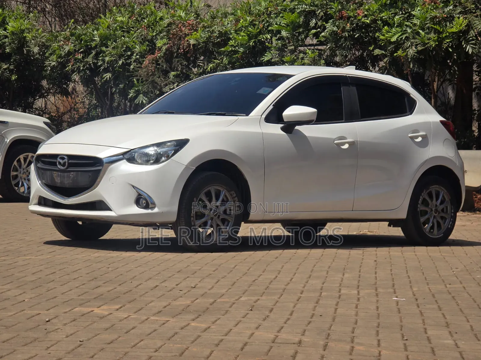 Mazda Demio 2018 White