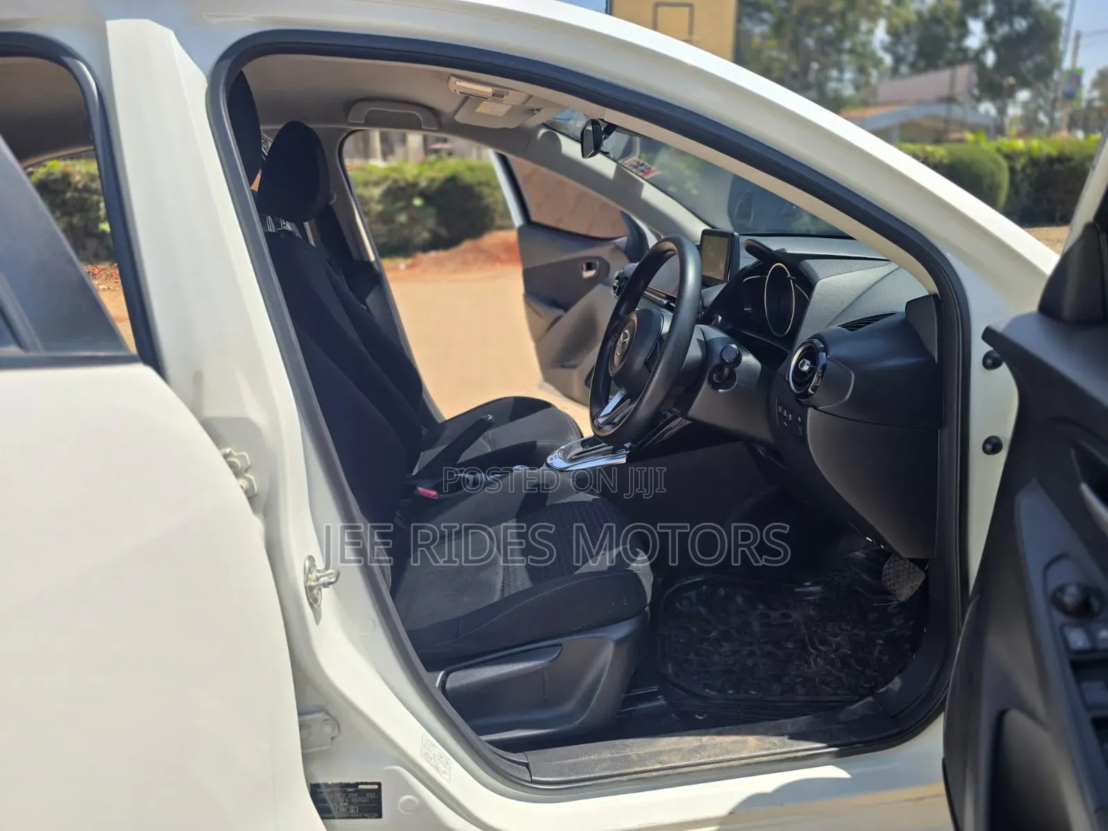 Mazda Demio 2018 White