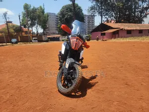KTM 2021 White