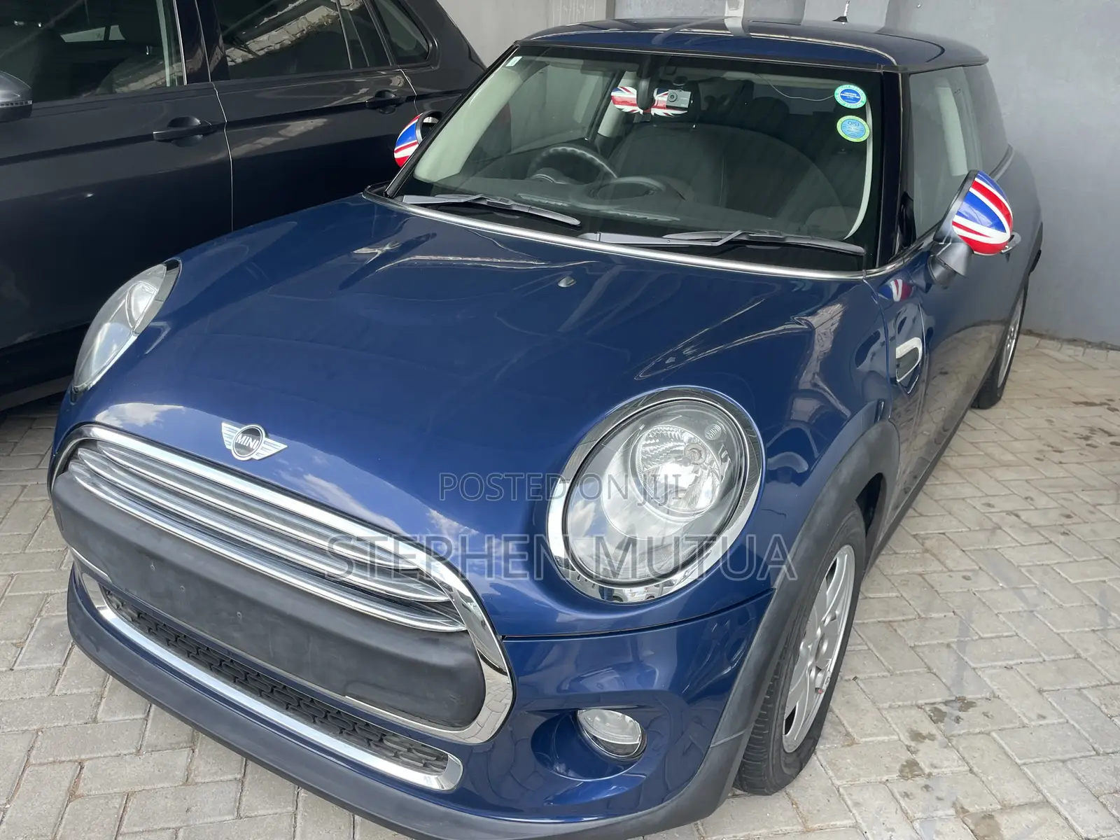 Mini Cooper 2018 Blue