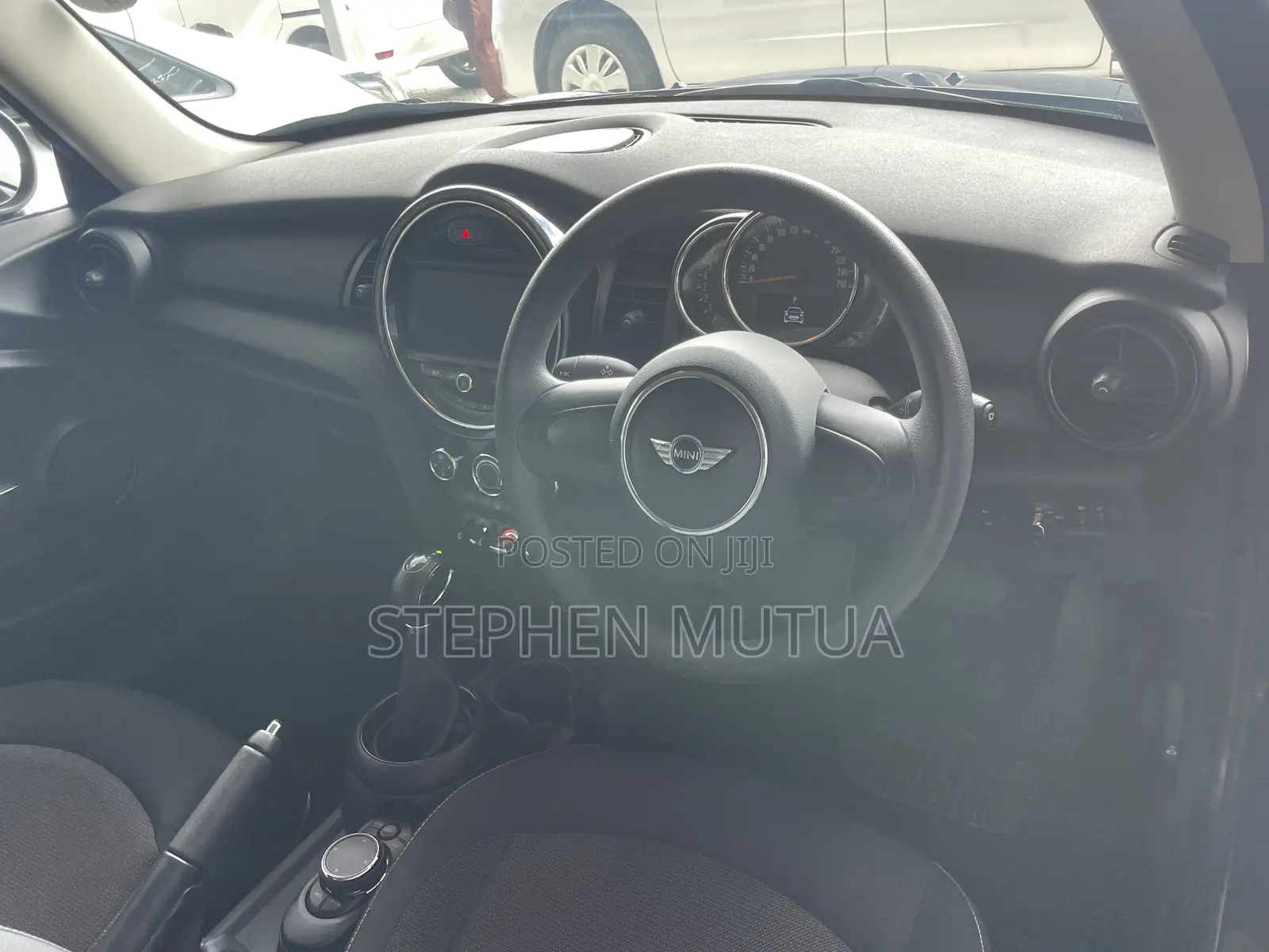 Mini Cooper 2018 Blue