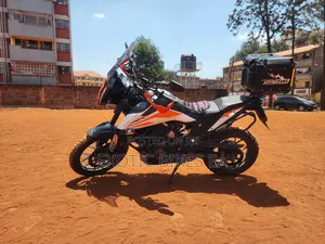 KTM 2021 White