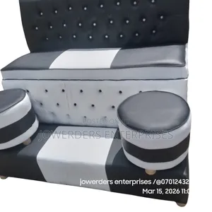 3 Seater/5ft Long*3.5 Wide//pink/black Pedicure Chairs