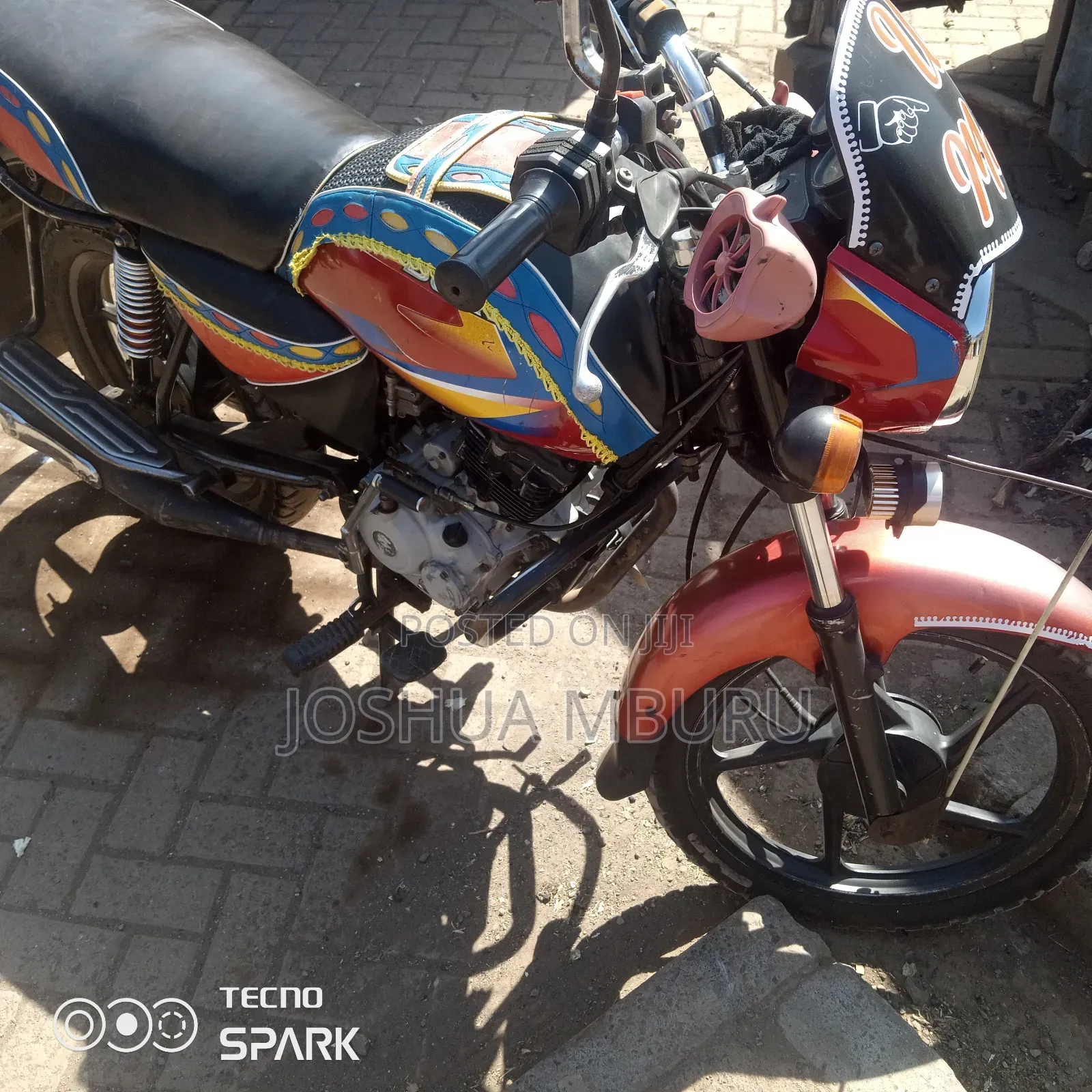 Bajaj Boxer 150 UG 2023 Red