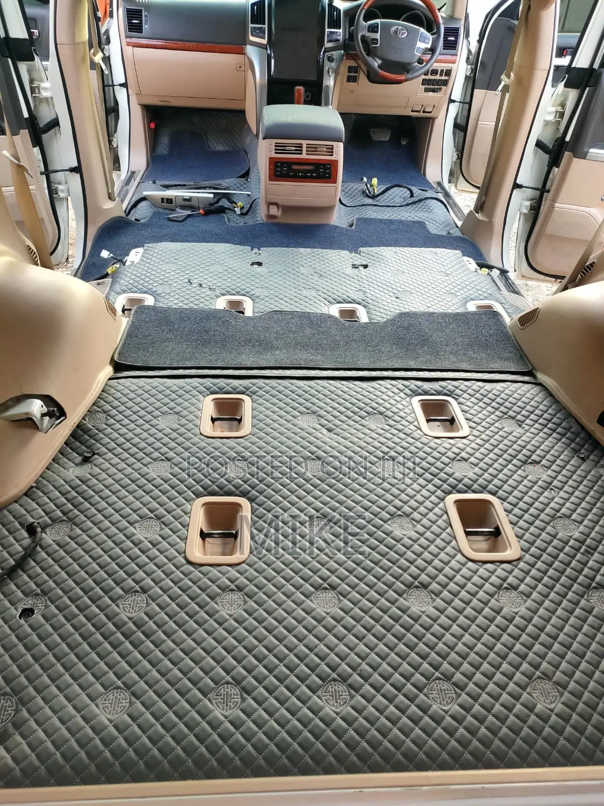 Amity Car Interior and Upholstery