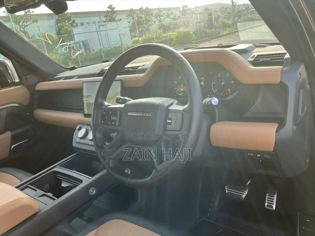 Land Rover Defender 2020 Brown