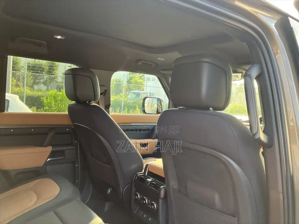 Land Rover Defender 2020 Brown