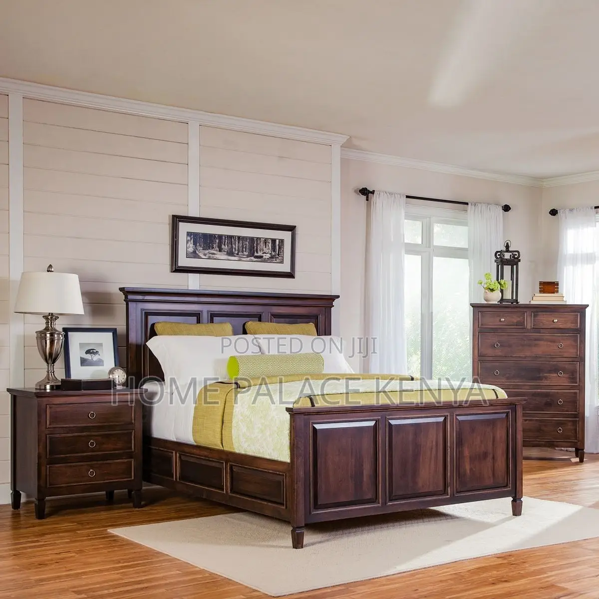 Bed; Luxury Contemporary Mahogany Wooden Bed for Master Bedroom Decor