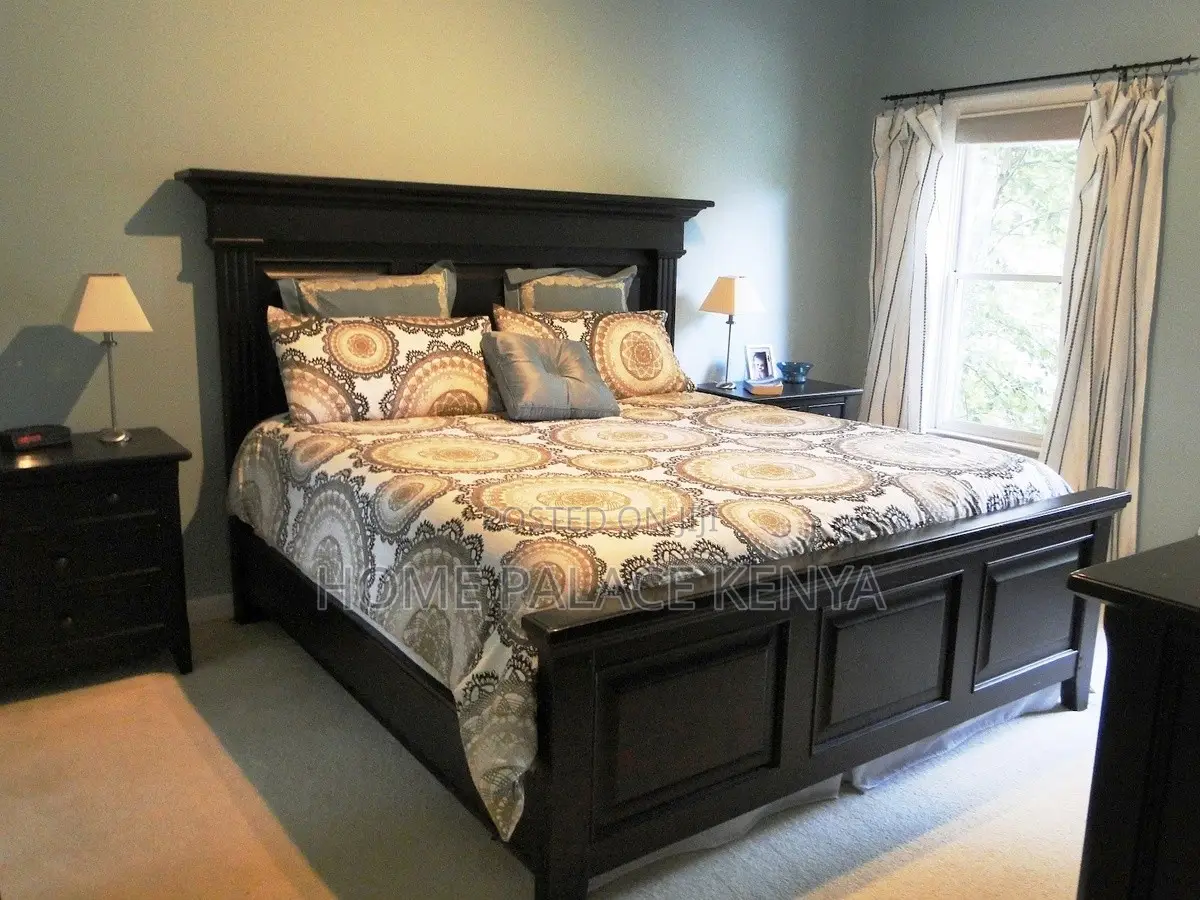 Bed; Luxury Contemporary Mahogany Wooden Bed for Master Bedroom Decor