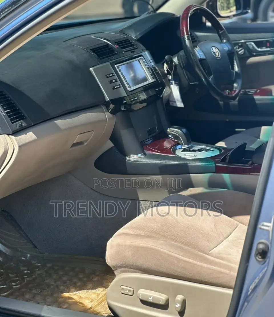 Toyota Mark X 2006 Blue