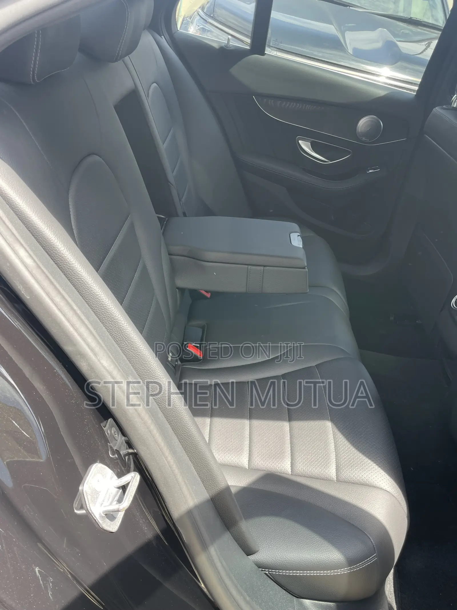 Mercedes-Benz C200 2020 Black