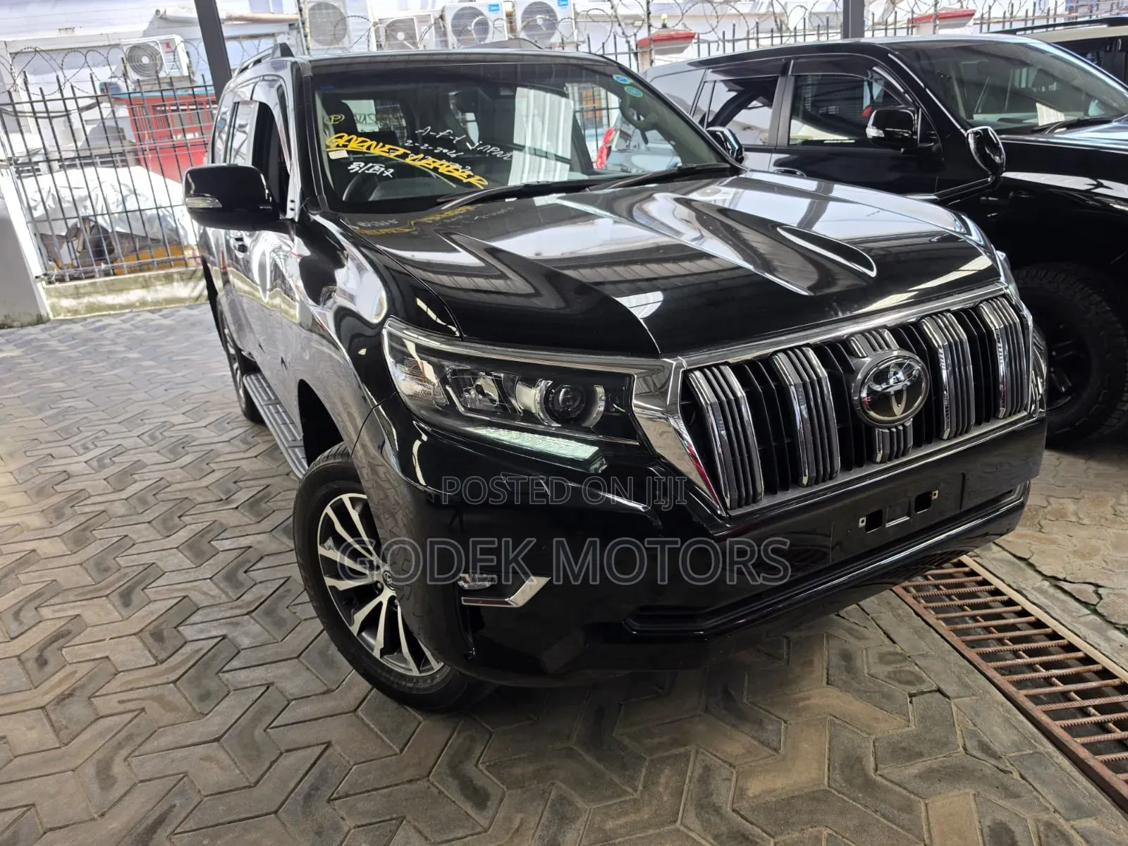 Toyota Land Cruiser Prado 2021 Black