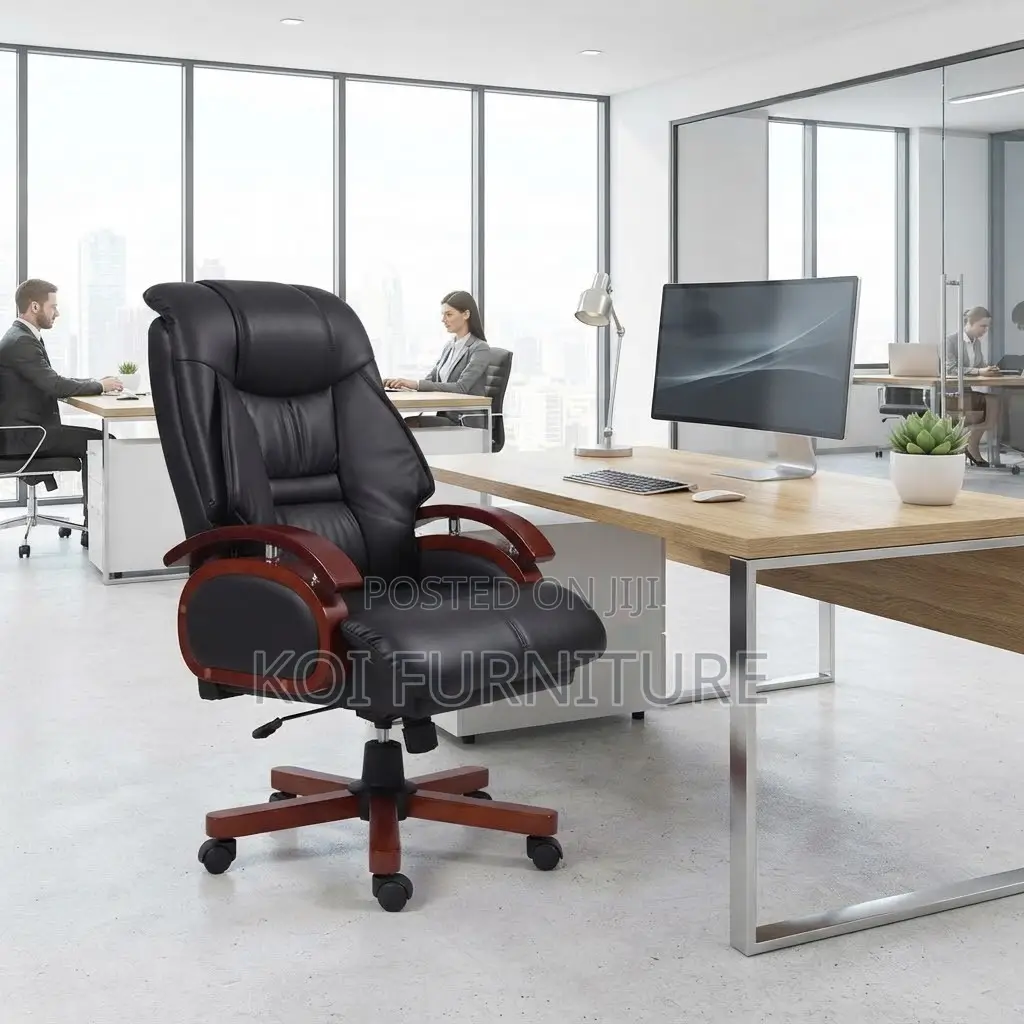 Office Chairs; Executive Heavy Cushioned Leather Office Boss Chair