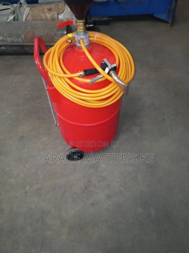 Long Lasting Foam Machine - thumbnail 2