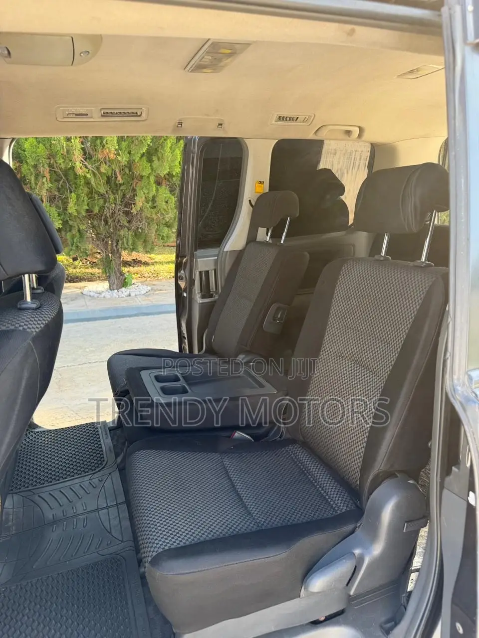 Toyota Noah 2007 Gray