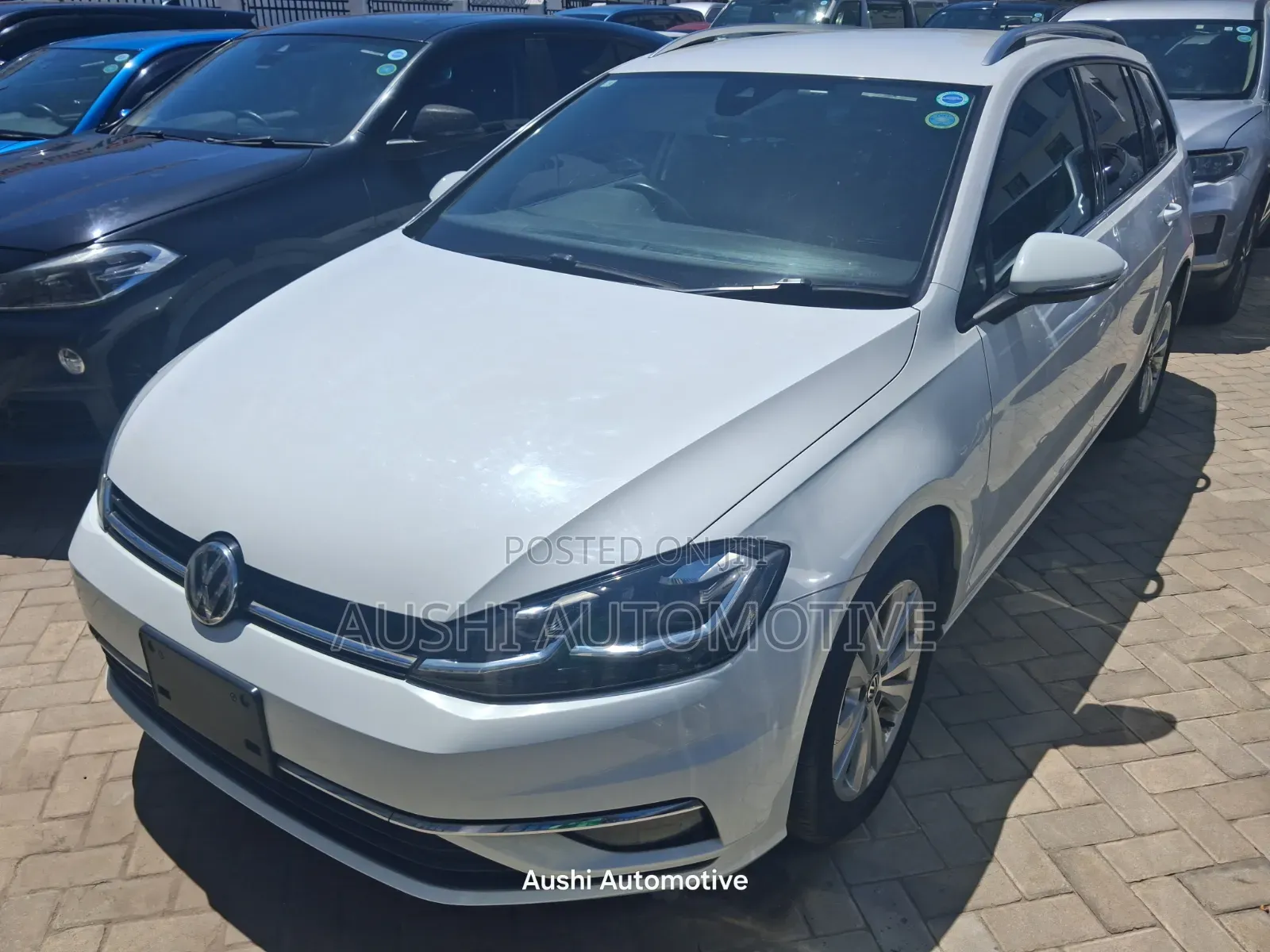Volkswagen Golf 2019 White