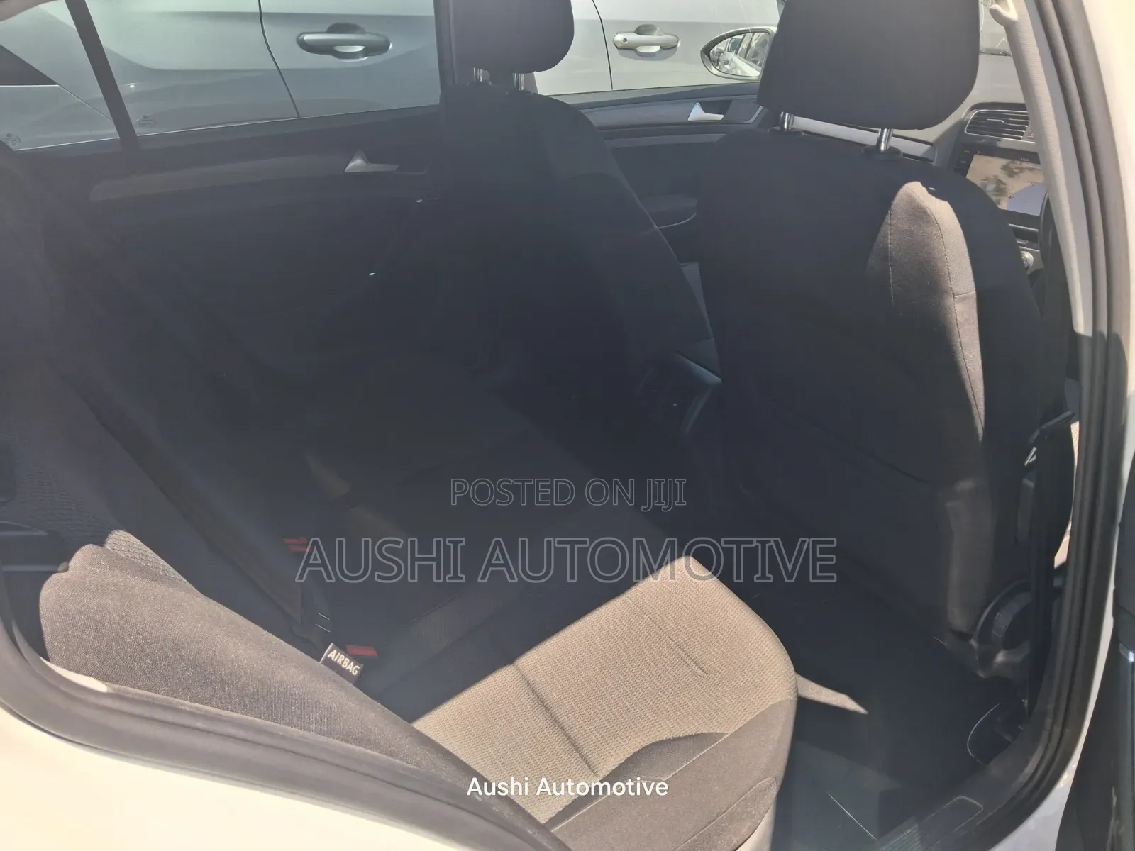 Volkswagen Golf 2019 White