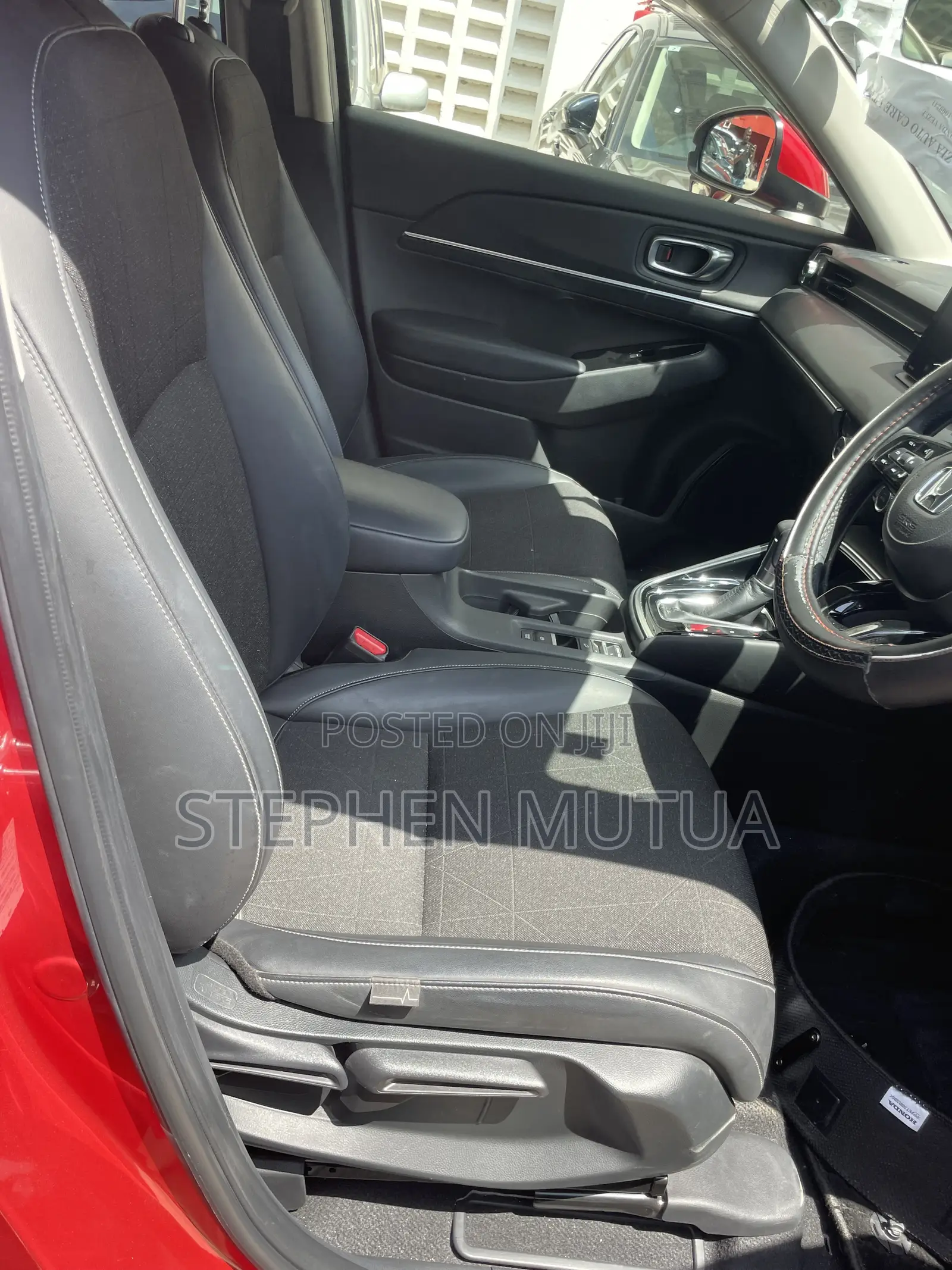 Honda Vezel 2022 Red