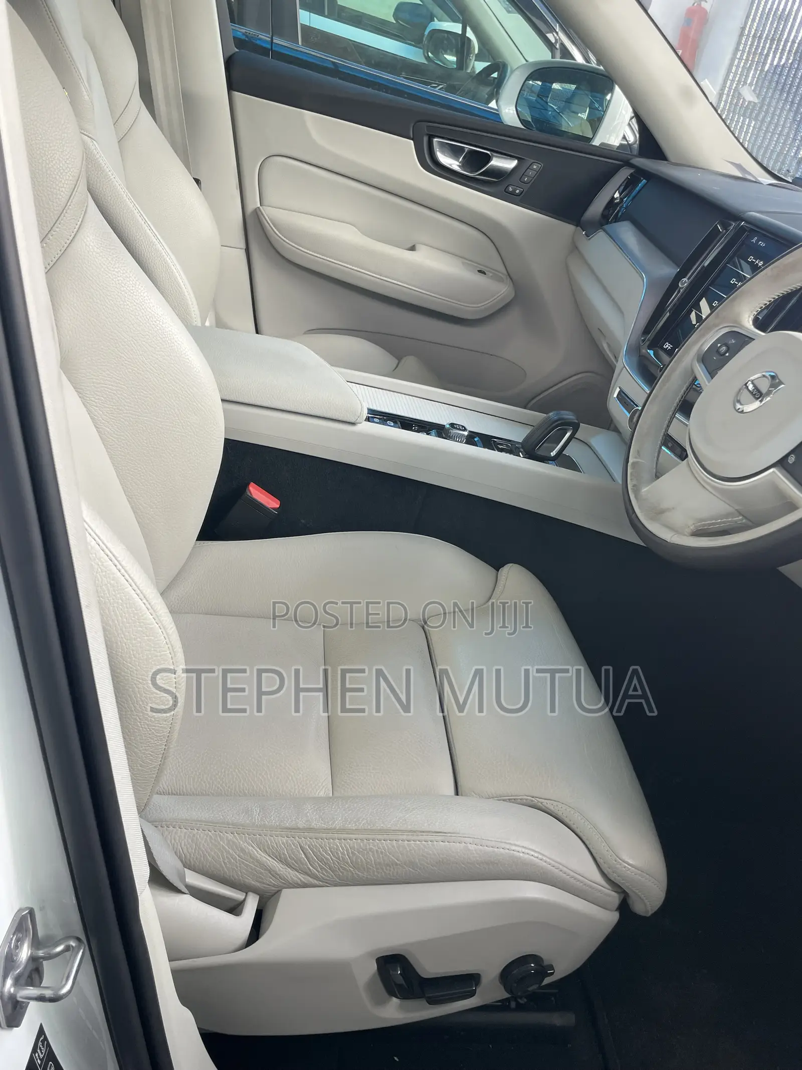 Volvo XC60 2020 White