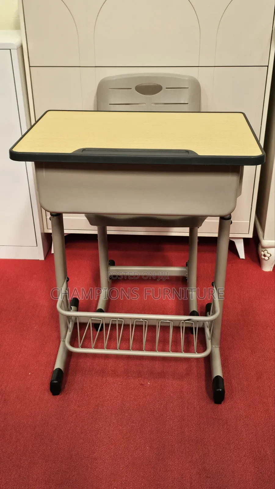 Scholarflex Height-Adjustable Kids Study Table