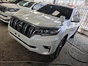 Toyota Land Cruiser Prado 2021