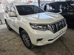 Toyota Land Cruiser Prado 2021