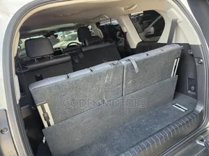 Toyota Land Cruiser Prado 2021