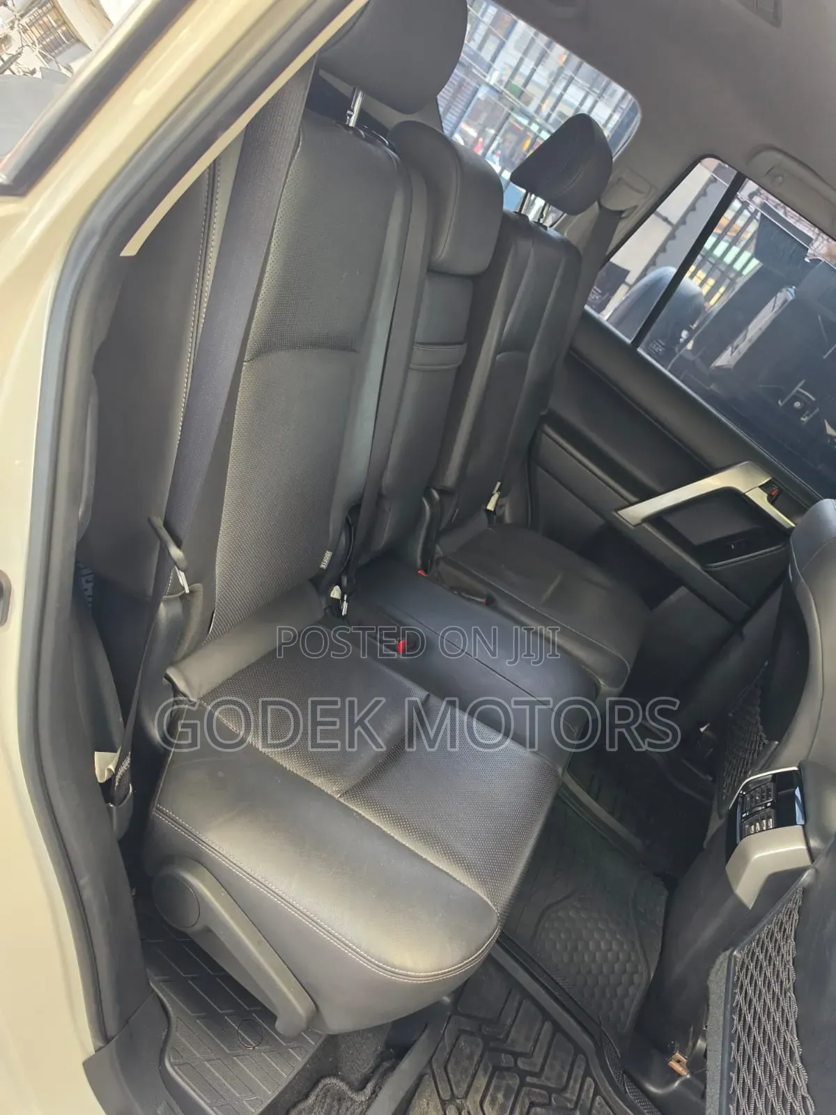 Toyota Land Cruiser Prado 2021