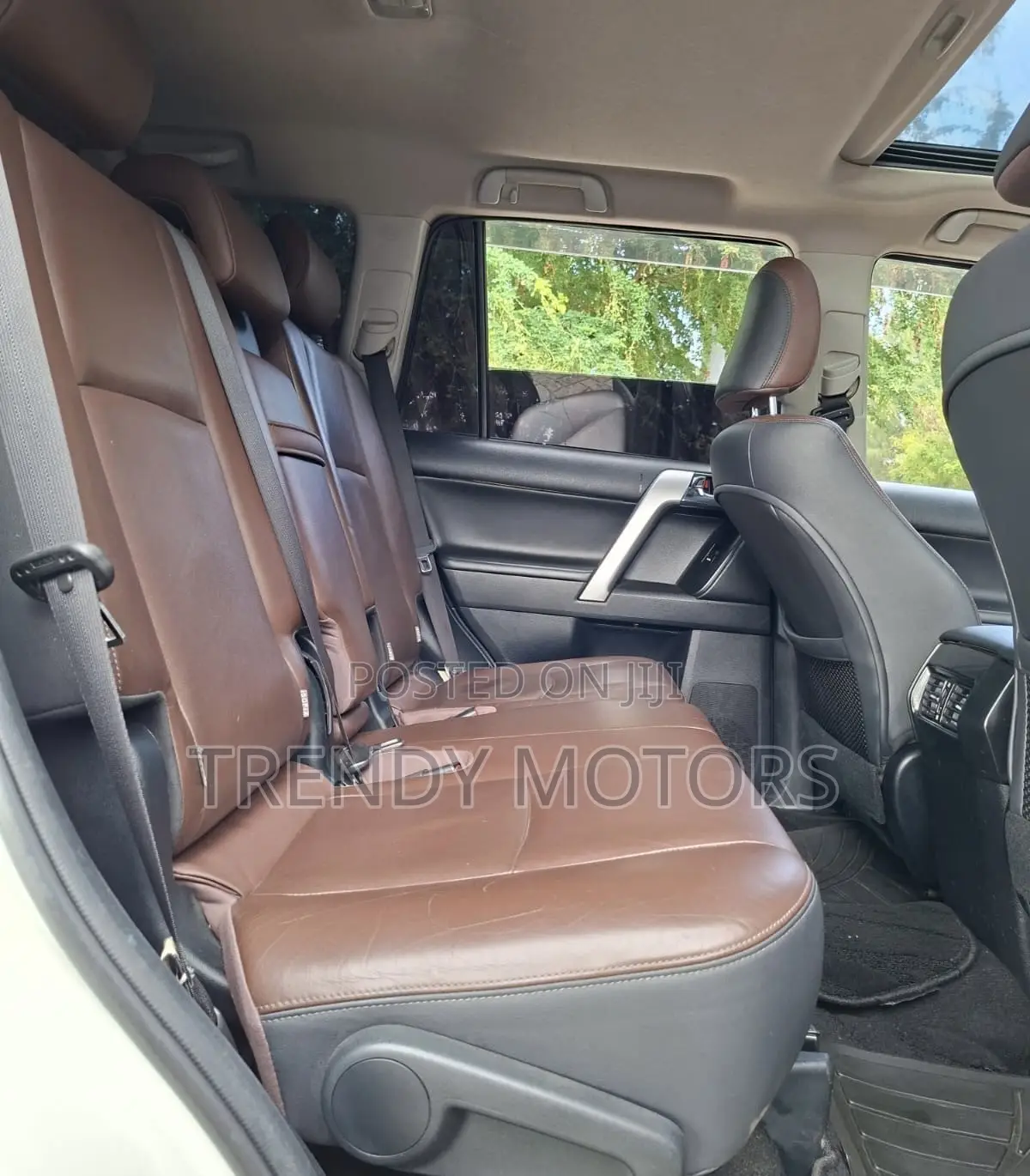 Toyota Land Cruiser Prado 2017 White
