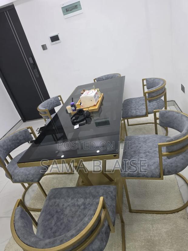 Dinning Table Set - thumbnail 2